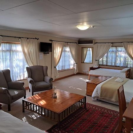 Brooklyn Guesthouses Pretoria Exterior photo