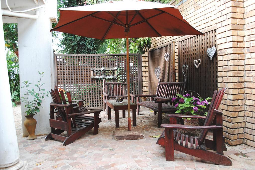 Brooklyn Guesthouses Pretoria Exterior photo